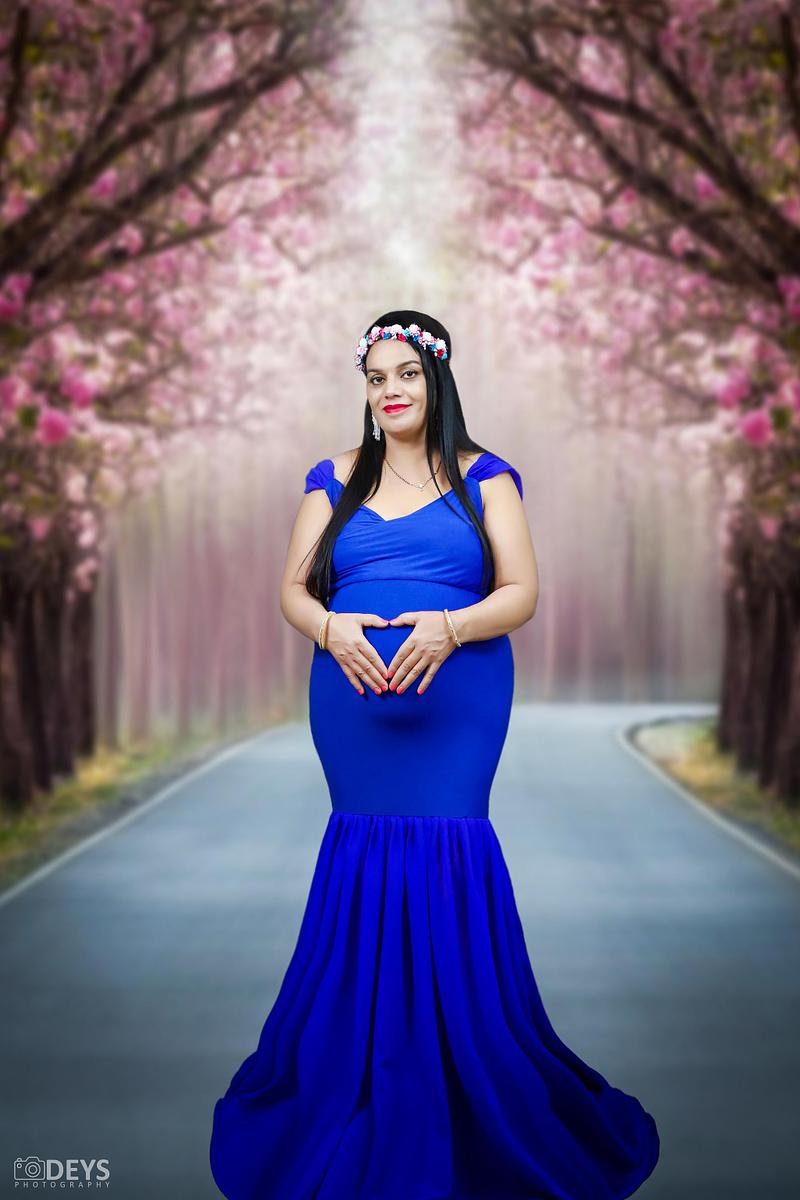 Maternity photoshoot outlet dresses for rent