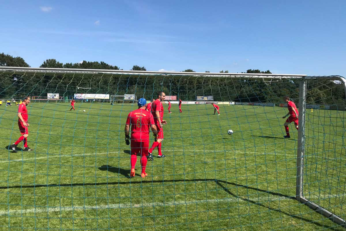 Ibbenbürener Kickers beim Aufwärmen