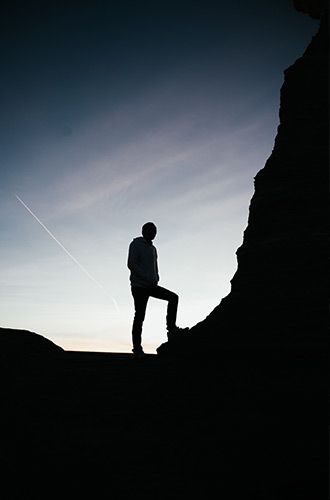 La perfetta fotografia della silhouette di Colton Sturgeon