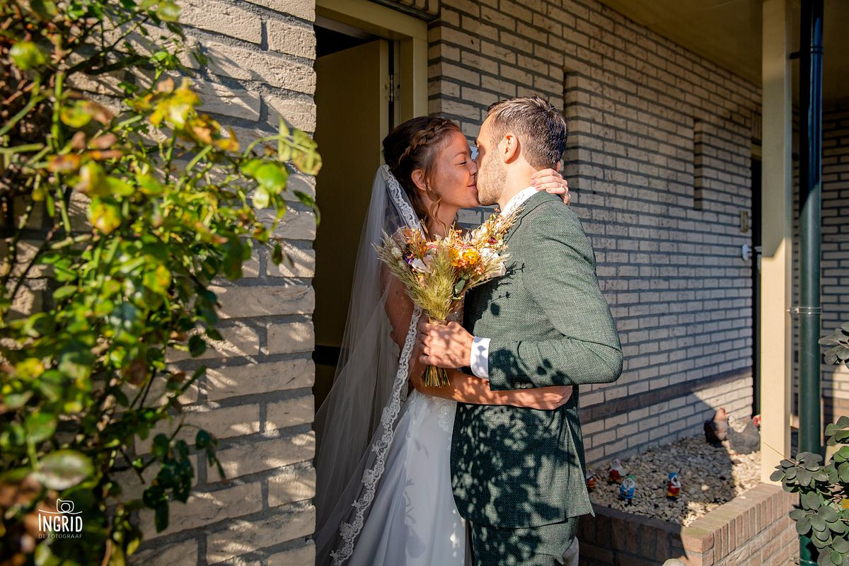 Eerste ontmoeting bruidspaar trouwdag, first look