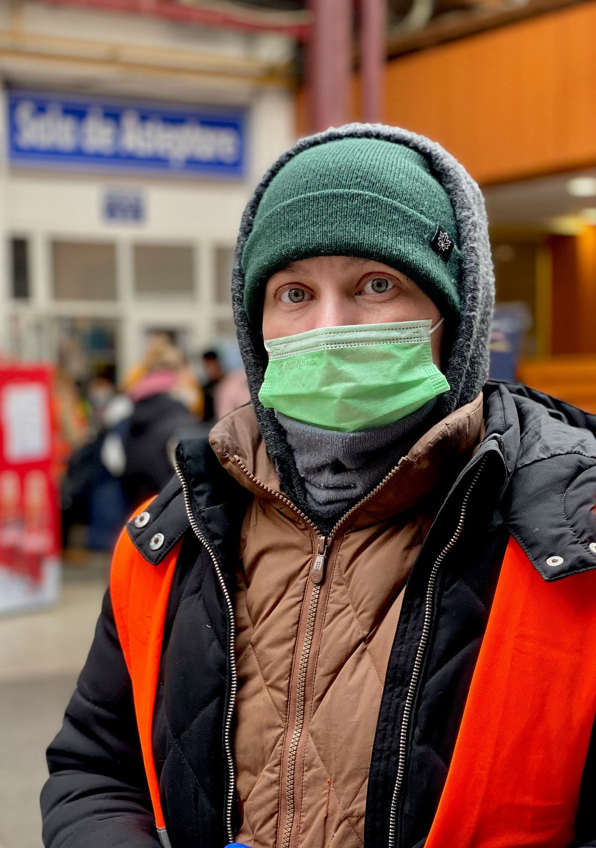 Tania helping refugees in Bucharest. March 2022