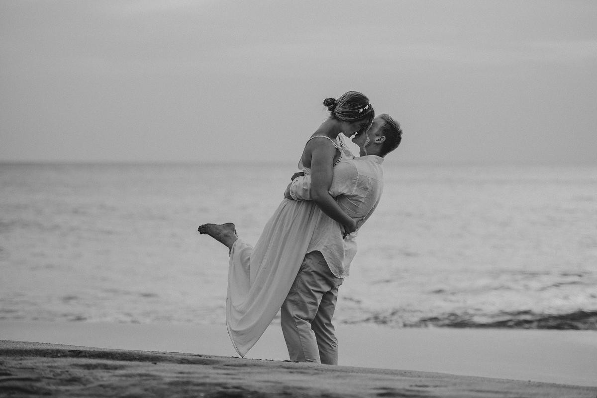 costa rica wedding photographer