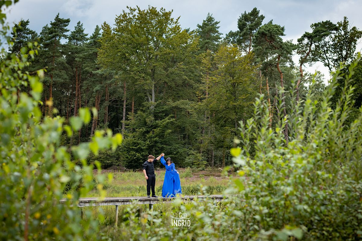loveshoot op de heide ter ere van verloving