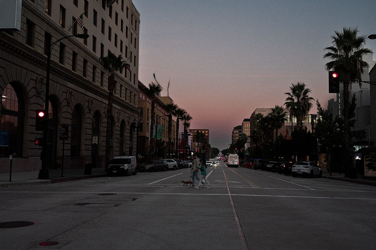 old town pasadena during sunset