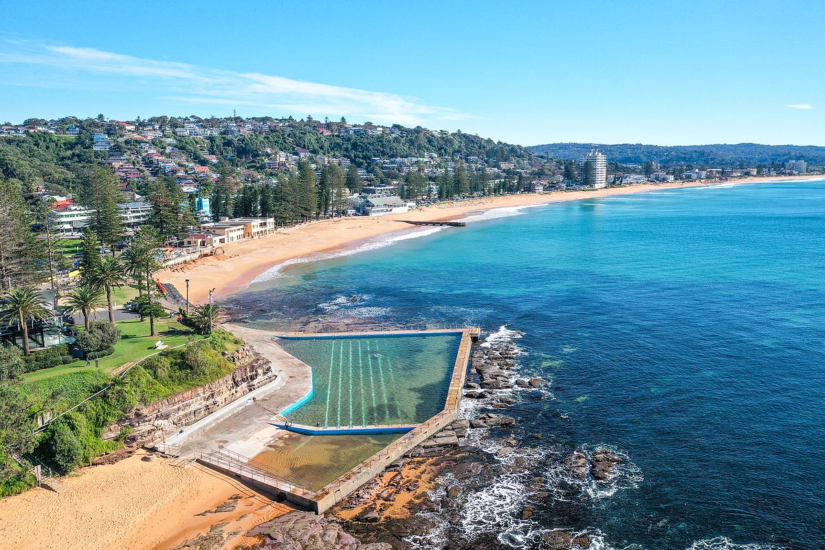 Collaroy beach sydney northern beaches