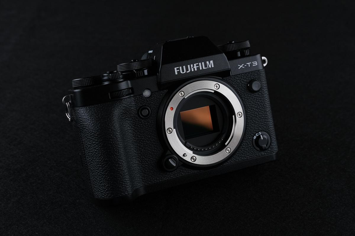 FujiFilm X-T3 camera